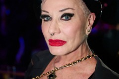 Manita on Tour: Showboat